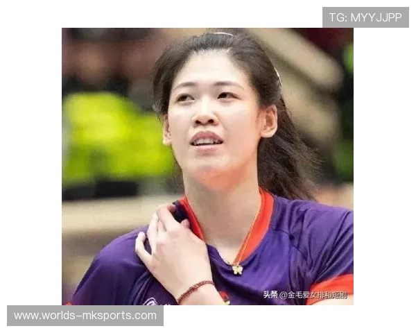 中国女排主攻手李盈莹启程赴意，开启留洋生涯